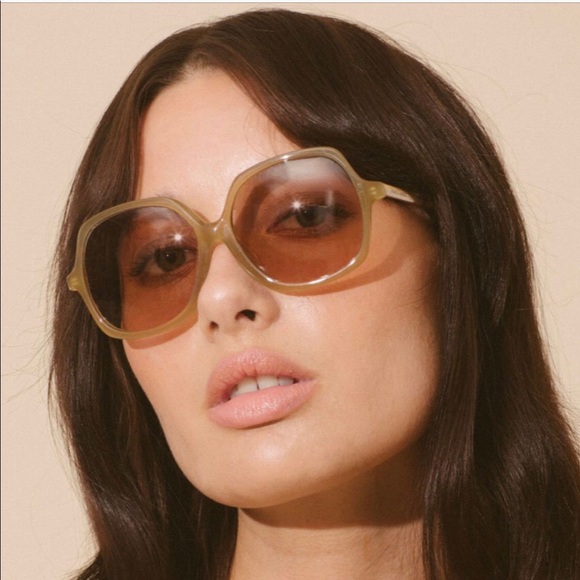 velvet canyon Accessories - Velvet Canyon Lucky Seven Sunnies in Olive
